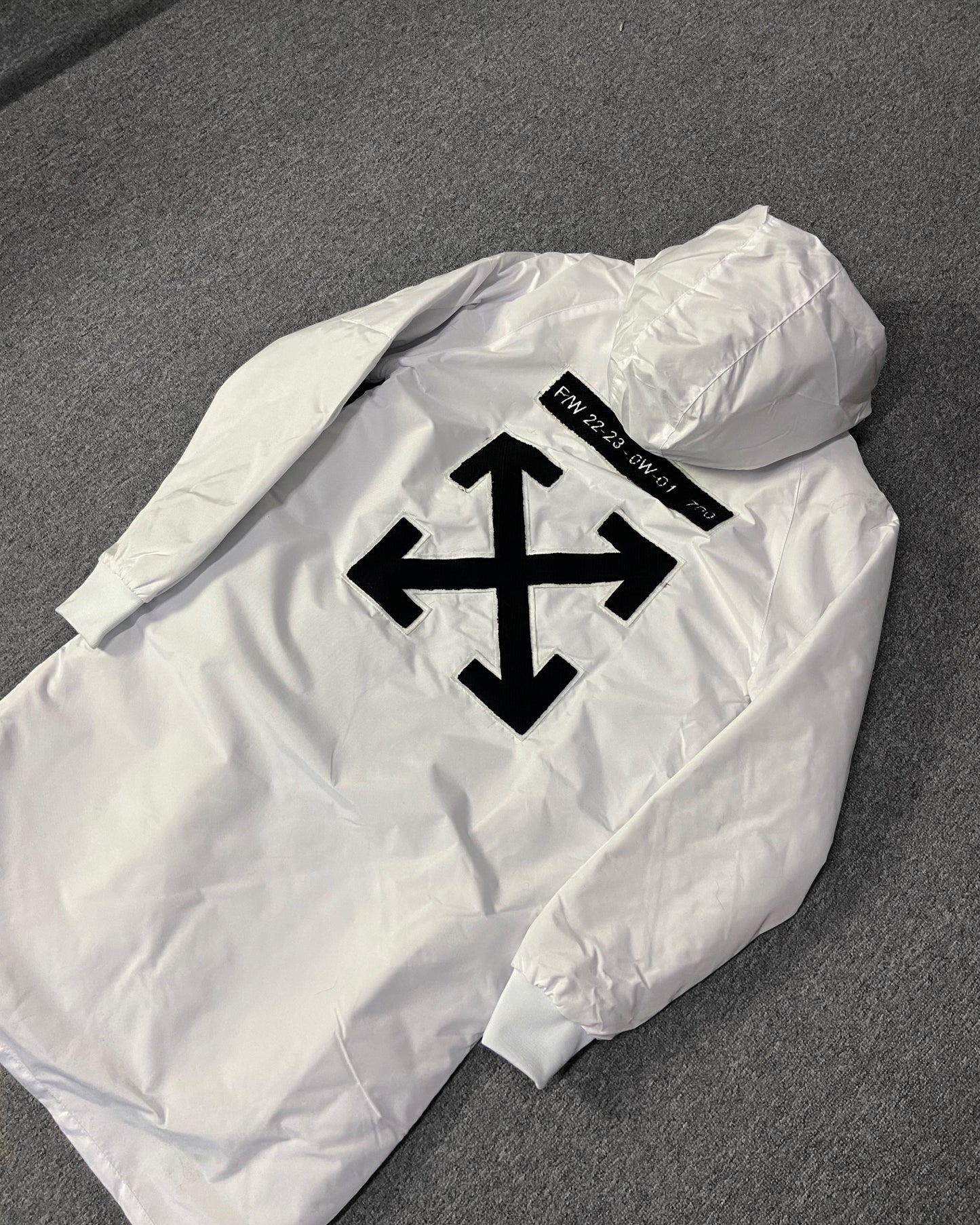 Beyaz Kürklü Uzun Mont KBN3818